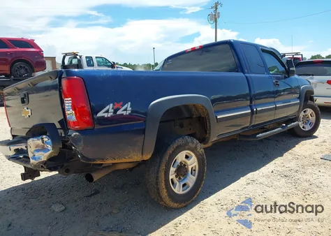 2002 Chevrolet Silverado 2500Hd Lt из США, поврежденный, VIN 1GCHK29UX2E218788